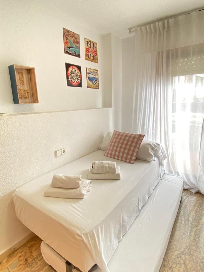 See The Sea - Mirando Al Mar & Aplus Apartamentos Benidorm Bagian luar foto