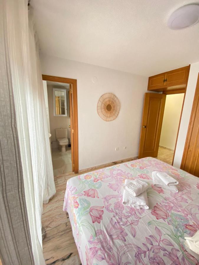 See The Sea - Mirando Al Mar & Aplus Apartamentos Benidorm Bagian luar foto